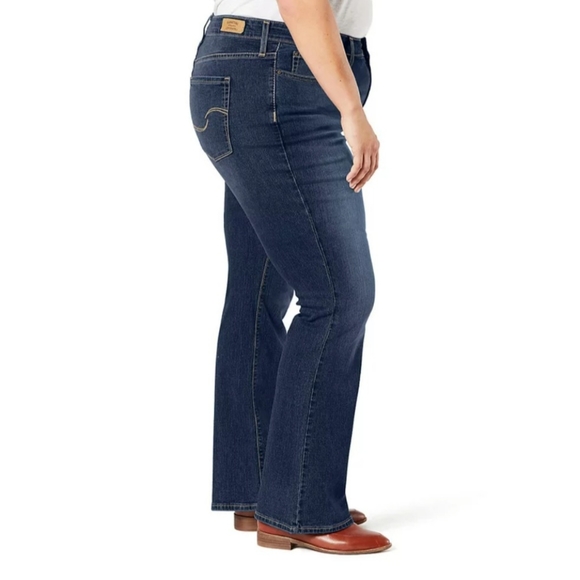 17.  NWT Signature by Levi Strauss & Co. Women's Plus Size Modern Bootcu… - Picture 3 of 10